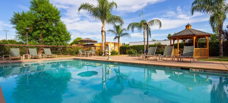 弗雷斯诺机场贝斯特韦斯特优质酒店(Best Western Plus Fresno Airport Hotel)图片