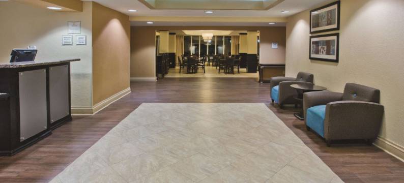 温泉城拉昆塔温德姆套房酒店(La Quinta Inn & Suites by Wyndham Hot Springs)图片