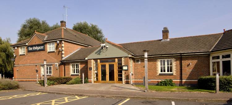 西布罗姆维奇普瑞米尔酒店(West Bromwich)图片