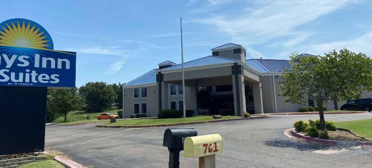 塔勒阔戴斯套房酒店(Days Inn & Suites by Wyndham Tahlequah)图片