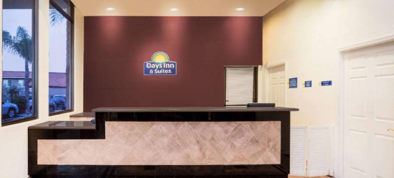 阿纳海姆迪士尼乐园戴斯套房酒店(Days Inn & Suites by Wyndham Anaheim at Disneyland Park)图片