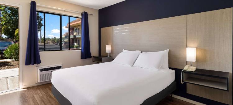 利弗莫尔罗德威酒店(Rodeway Inn Livermore)图片