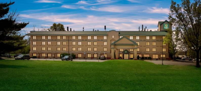 普林斯顿附近凯艺酒店(Quality Inn Near Princeton)图片