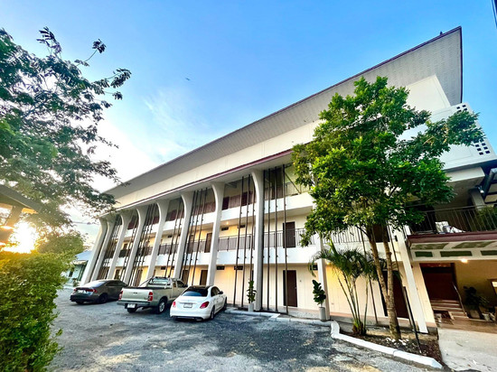 勒蒂沙度假酒店