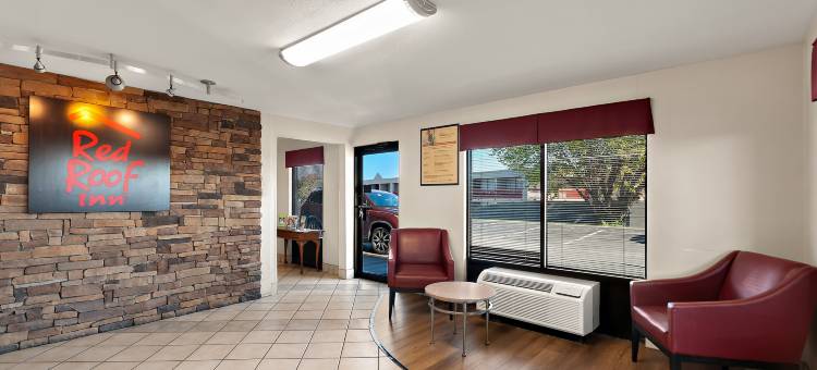 温彻斯特红顶酒店(Red Roof Inn Winchester, VA)图片