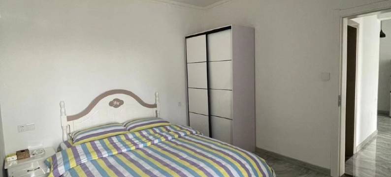 新春西客站店高铁站豪布斯卡民宿(西津西路分店)图片