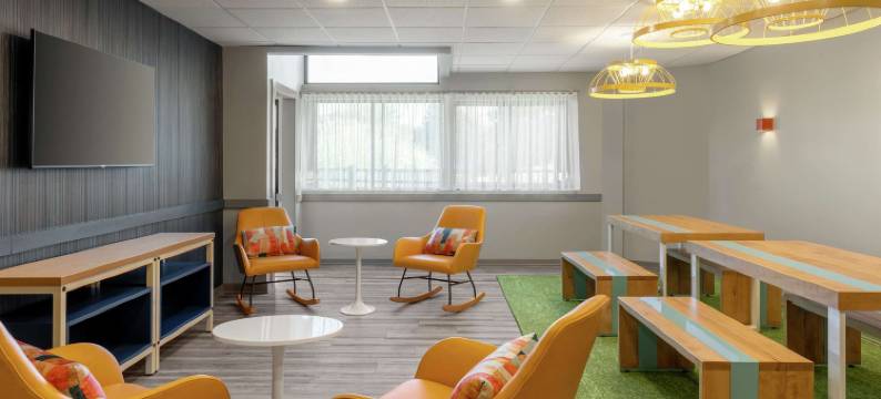 迈斯狄克戴斯酒店(Spark by Hilton Mystic Groton)图片