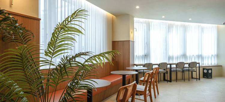 黔丹新城H大道酒店(H-Avenue Hotel Geomdan New Town)图片