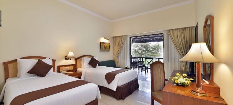 塔拉瓦斯怀兹酒店(Grand Whiz Hotel Trawas Mojokerto)图片