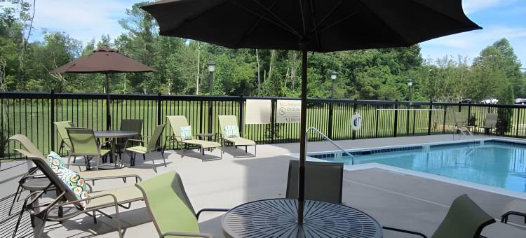 曼彻斯特欢朋套房酒店(Hampton Inn & Suites Manchester)图片