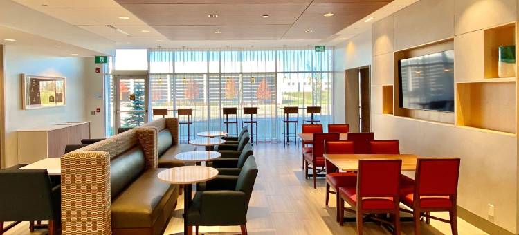 奥罗拉智选假日套房酒店(Holiday Inn Express & Suites AURORA by IHG)图片