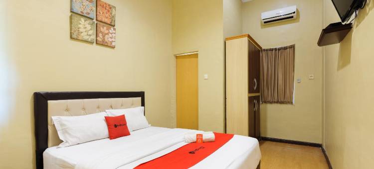 红多兹Plus酒店-近北苏门答腊大学(RedDoorz Plus Near Universitas Sumatera Utara)图片