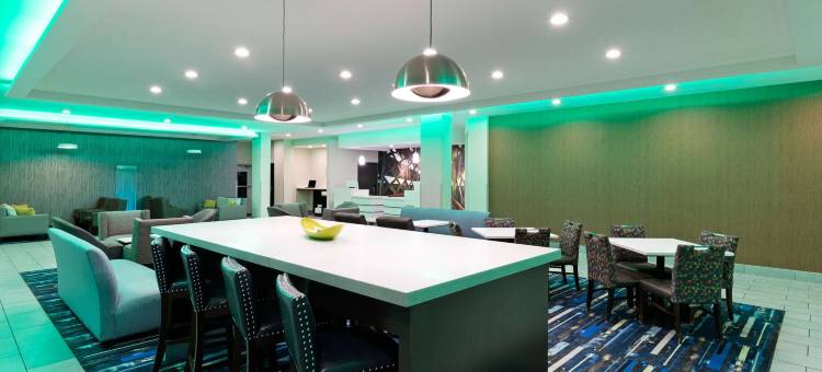 库尔曼拉昆塔温德姆套房酒店(La Quinta Inn & Suites by Wyndham Cullman)图片