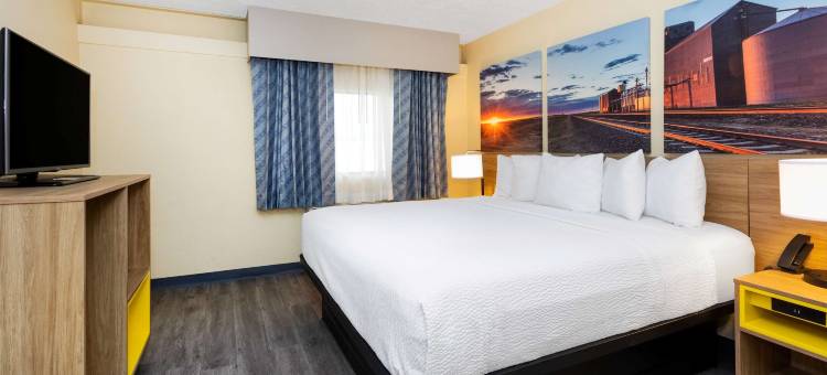 克洛维斯温德姆戴斯套房酒店(Days Inn & Suites by Wyndham Clovis)图片