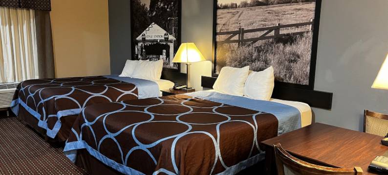 森特温德姆速8酒店(Super 8 by Wyndham Center)图片