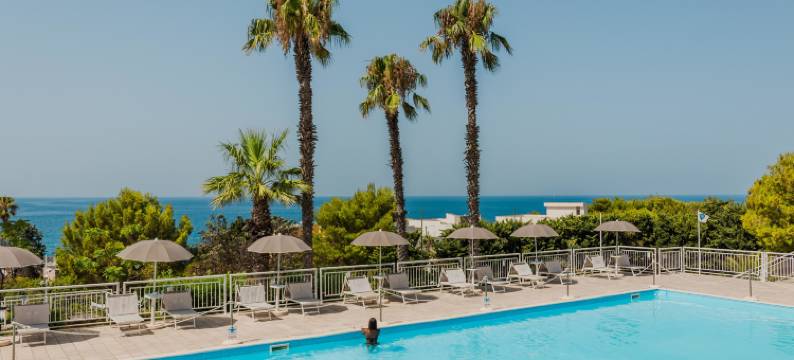 里维埃拉内大 CDS 酒店(Grand Hotel Riviera - Cdshotels)图片