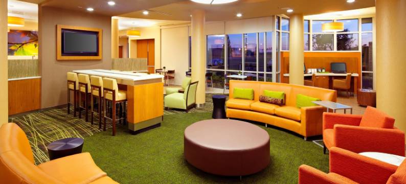 匹兹堡拉特罗布万豪SpringHill酒店(SpringHill Suites Pittsburgh Latrobe)图片