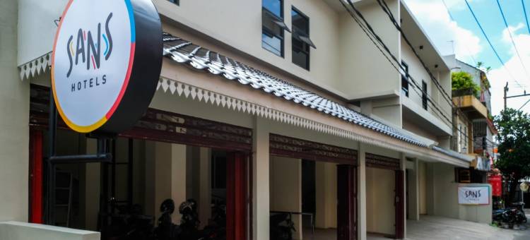 桑斯酒店贝斯卡兰马里奥博罗(Sans Hotel Beskalan Malioboro)图片