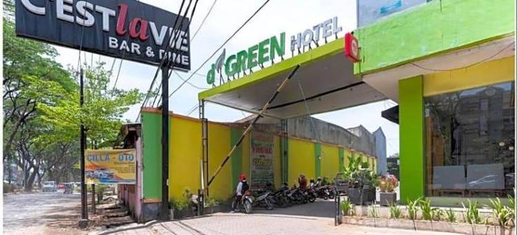 红多兹Plus酒店-赫尔塔斯宁区(RedDoorz Plus @ Hertasning Area)图片