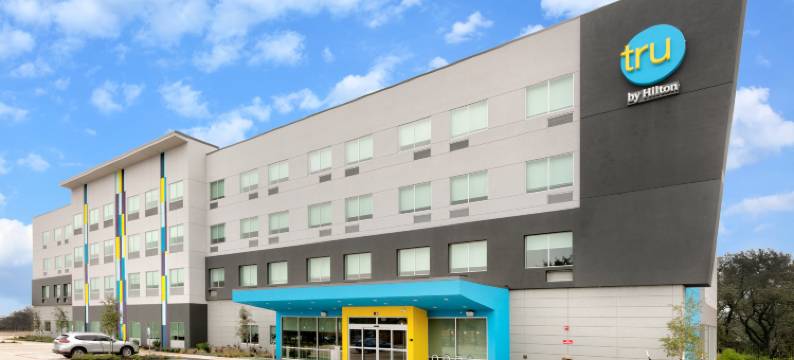 德克萨斯州奥斯汀西北植物园希尔顿特鲁酒店(Tru by Hilton Austin NW Arboretum)图片