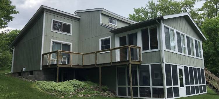 海沃德，威斯康星-Round Lake壮丽景观家庭友好型乡村别墅(Family Friendly Cottage w/Spectacular Views of Round Lake-Hayward, WI)图片