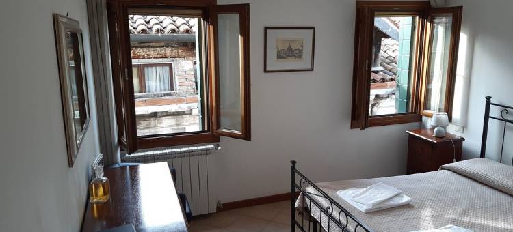 Your home in Venice, 2 bedrooms, 2 bathrooms, WIFI, AC图片