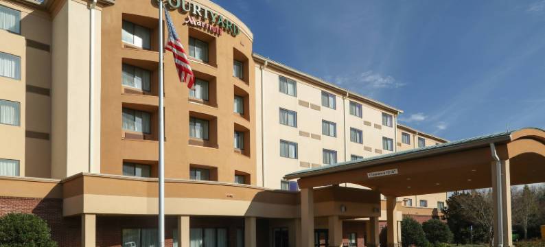 佐治亚州亚特兰大比福德购物中心万怡酒店(Courtyard Atlanta Buford Mall of Georgia)图片