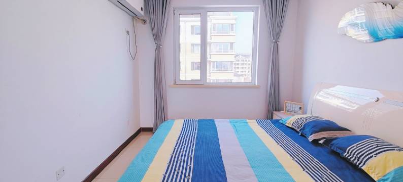 拾光山海公寓(龙海大道分店)图片