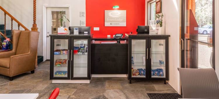 天堂村区伊克诺套房酒店(Econo Lodge Inn & Suites Heavenly Village Area)图片