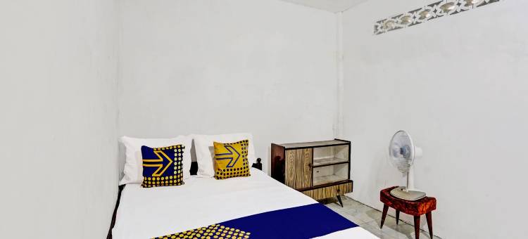 奥西多穆廖伊斯兰公寓酒店(Hotel O Sidomulyo Kost Syariah)图片