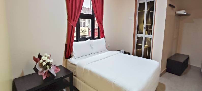 首都O 90897岛城酒店(Capital O 90897 Island City Hotel)图片