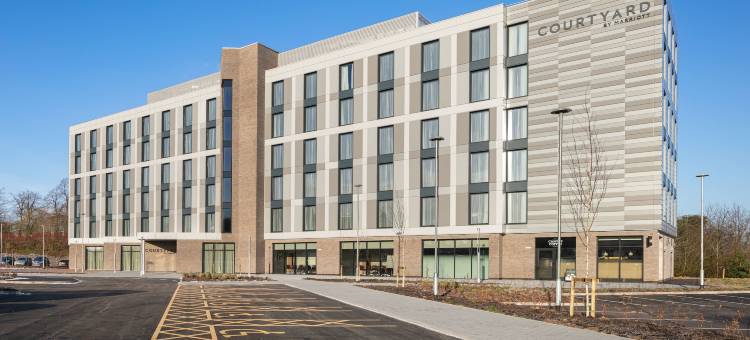 Courtyard Keele Staffordshire图片