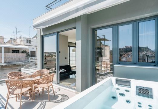 Royalty Suites Psyrri Hotel Overview