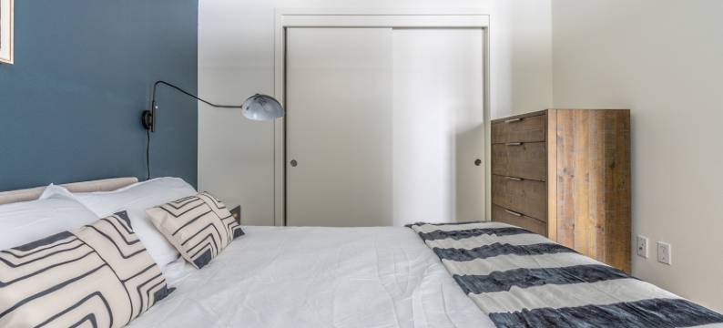 Rooftop Deck and Fitness Center - Luxurious Sophisticated Retreat图片