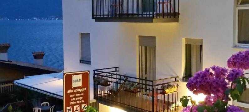 奥古斯塔贾尼酒店(Hotel Augusta Garnì)图片