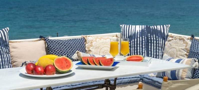 海滩别墅卡拉马基，离海滩仅几步之遥(Beach House Kalamaki Steps Away from the Beach)图片