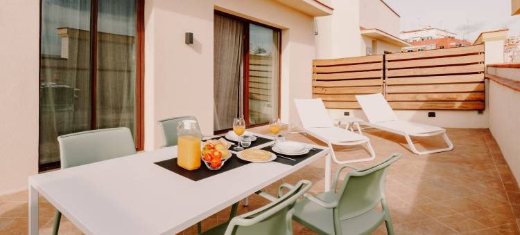 广场港公寓酒店(Port Plaza Apartments)图片