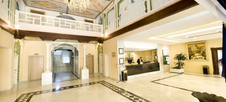 莫纳克苏丹豪华公寓(Aparthotel Monarque Sultán)图片