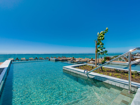 梅里迪亚诺酒店