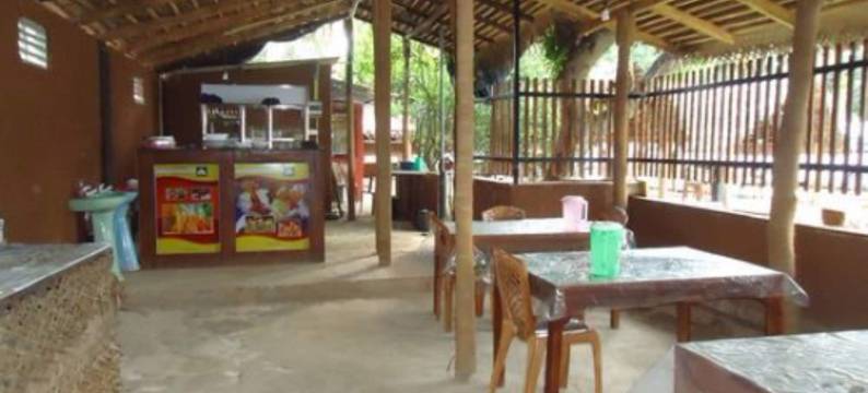 拉亚拉达白色皇宫酒店(Rajarata White Palace)图片