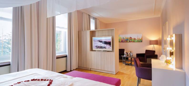 豪斯德莱克酒店(Hotel Haus Delecke)图片