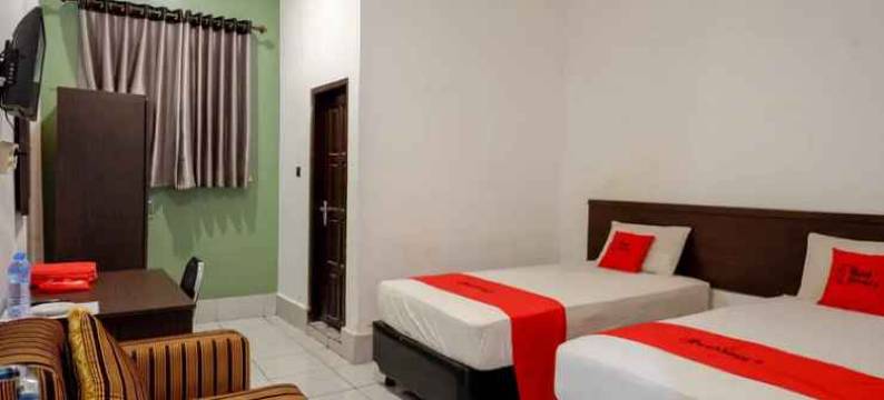 红多兹伊斯兰@印尼肯达里酒店(RedDoorz Syariah @ Hotel Wisma Indonesia Kendari)图片