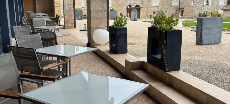 贝萨伊城堡酒店(Hôtel-Restaurant le Château de Besseuil, Mâcon Nord - Teritoria)图片