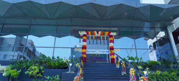 贡土尔瓦吉拉姆凯里亚德酒店(Kyriad Vajram Guntur)图片