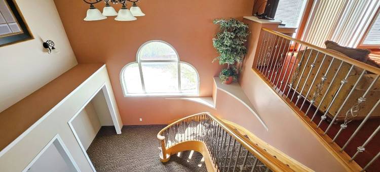 云雾山旅馆&套房酒店(Misty Mountain Inn & Suites)图片