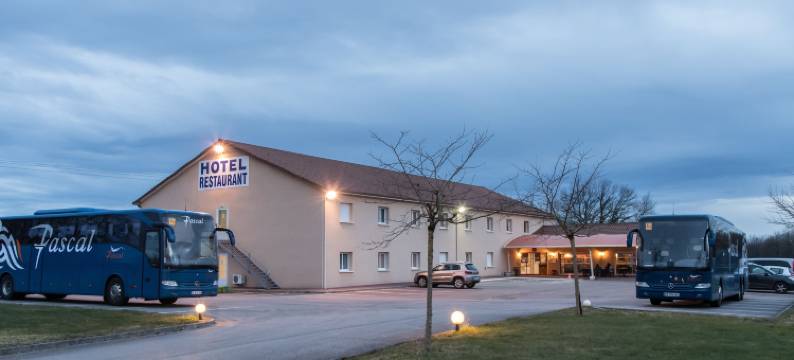 斯涛特尔拉祖酒店(Hôtel Azur Saint Junien Cit'Hotel)图片