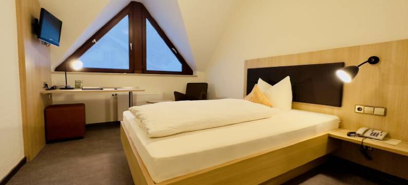 盖斯特豪斯祖尔林德酒店(Hotel Zur Linde)图片