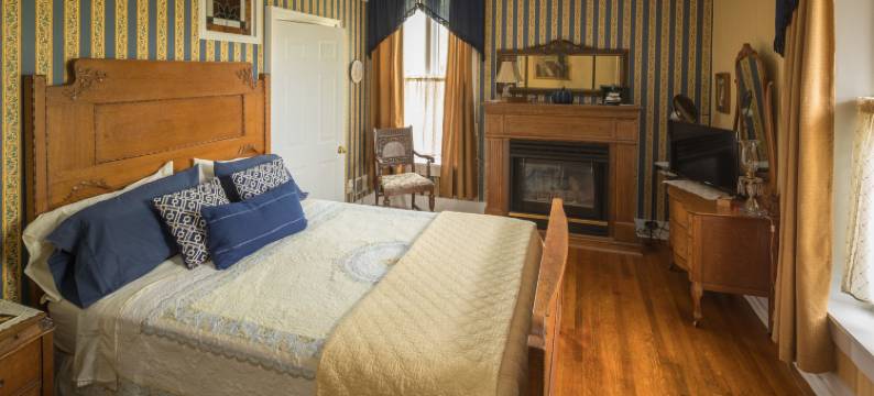 蒸汽船之家家庭旅馆(The Steamboat House Bed & Breakfast)图片