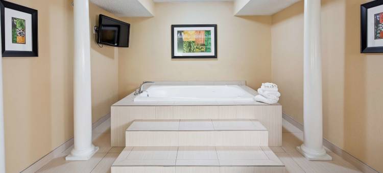 Best Western Plus Addison/Dallas Hotel图片