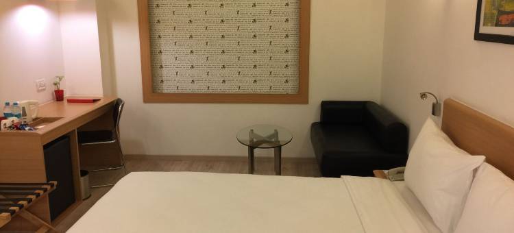 红狐狸柠檬树酒店，60区，古鲁格拉姆(Red Fox by Lemon Tree Hotels, Sector 60, Gurugram)图片